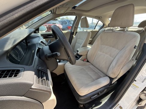 Used 2015 Honda Accord EX image 10