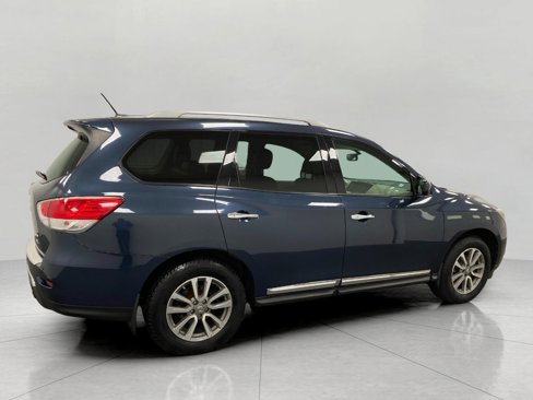Used 2016 Nissan Pathfinder SL w/ SL Tech Package image 3