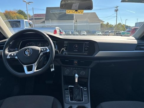 Used 2021 Volkswagen Jetta S w/ Driver Assistance Package image 15