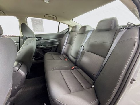 Used 2023 Nissan Altima 2.5 SV image 22
