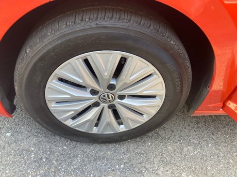 Used 2019 Volkswagen Jetta S image 37