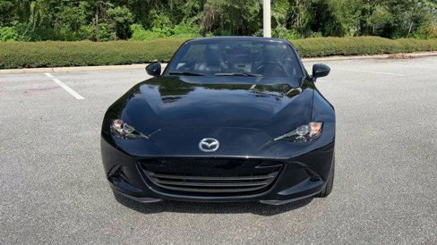 Used 2022 MAZDA MX-5 Miata Grand Touring w/ Weather Package image 3