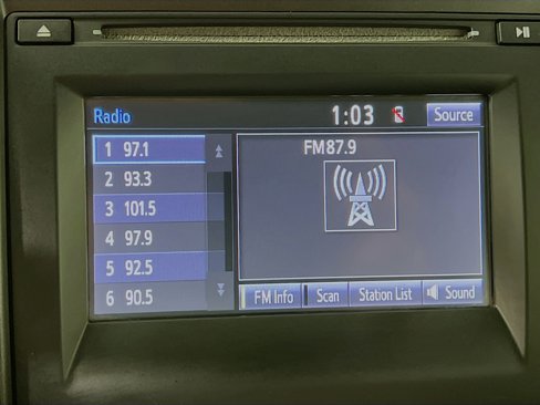 Used 2017 Toyota Camry SE image 26