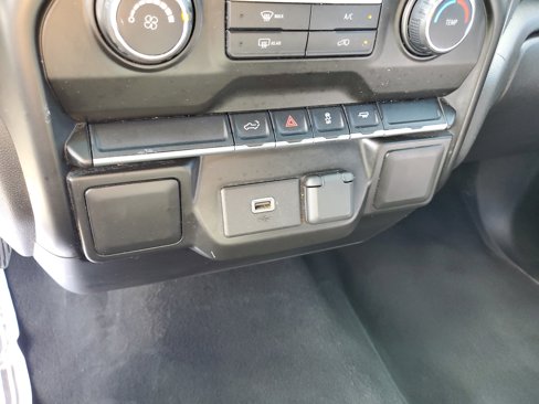 Used 2020 Chevrolet Silverado 1500 Custom w/ Custom Value Package image 19