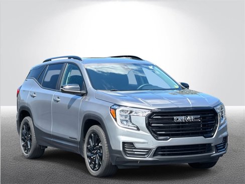 Certified 2024 GMC Terrain SLE w/ Driver Convenience Package image 3