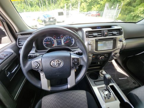 Used 2015 Toyota 4Runner SR5 image 15