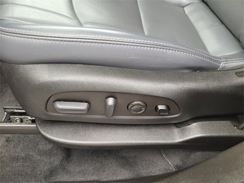 Used 2022 Buick Enclave Premium image 19