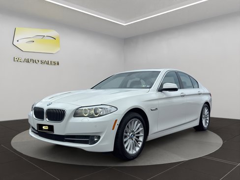 Used 2013 BMW 535i xDrive Sedan image 3