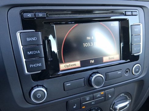 Used 2012 Volkswagen Jetta SEL image 24