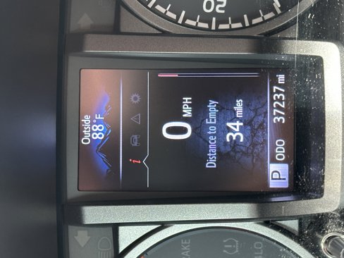 Used 2022 Toyota Tacoma TRD Off-Road image 45