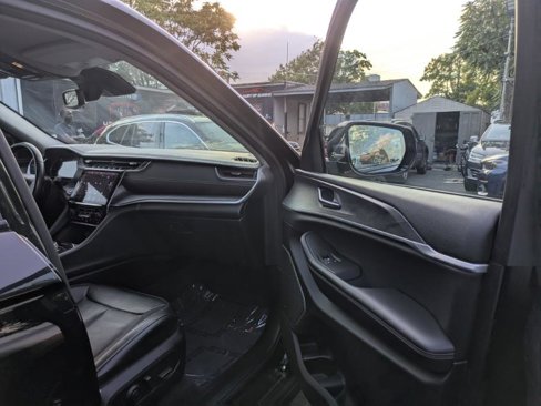 Used 2021 Jeep Grand Cherokee L Limited image 9