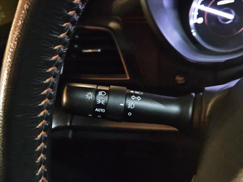 Used 2018 Subaru Crosstrek 2.0i Limited image 13
