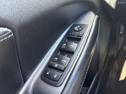 Used 2016 Dodge Journey Crossroad w/ Popular Equipment Group image 25