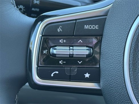 New 2025 Kia Sorento S image 12