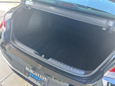 Used 2024 Hyundai Elantra SEL image 29