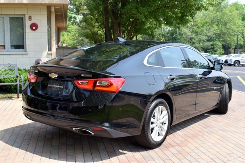 Used 2016 Chevrolet Malibu Premier w/ Driver Confidence Package II image 12