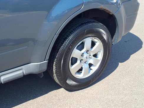 Used 2010 Ford Escape Limited image 26