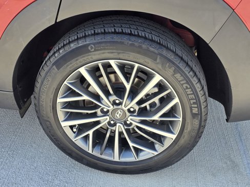Certified 2021 Hyundai Tucson SEL w/ Cargo Package image 9