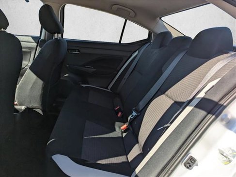 Used 2021 Nissan Versa SV image 18