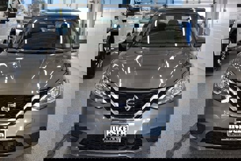 Used 2019 Nissan Sentra SV image 3
