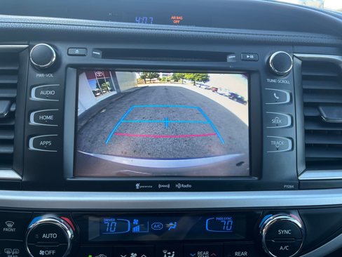 Used 2016 Toyota Highlander LE image 20