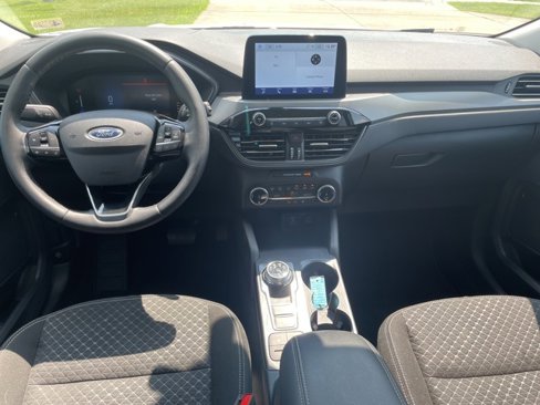 Used 2023 Ford Escape Active image 3
