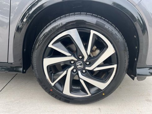 Used 2019 Honda HR-V Sport image 11