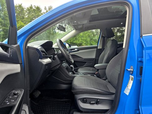 Used 2022 Volkswagen Taos SE image 15