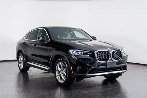 Used 2025 BMW X4 xDrive30i image 4