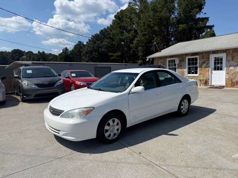 Used 2004 Toyota Camry LE image 3