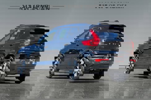 Certified 2023 Volvo XC40 Recharge Plus image 7