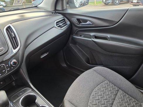 Used 2022 Chevrolet Equinox LT image 35