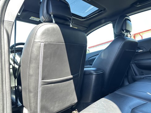 Used 2011 Chrysler 200 Limited image 26