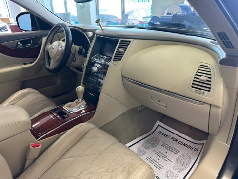 Used 2009 INFINITI FX35 AWD w/ Technology Pkg image 31