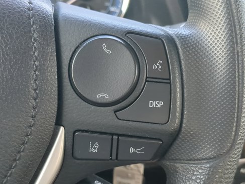 Used 2019 Toyota Corolla LE image 30
