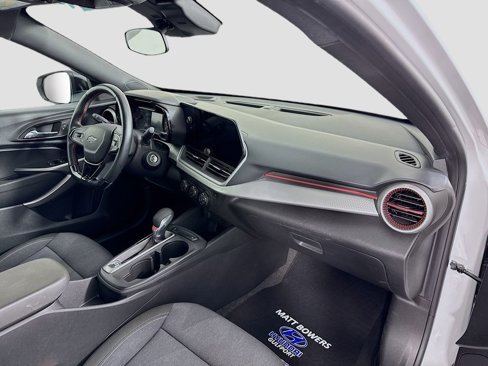Used 2024 Chevrolet Trax RS image 28