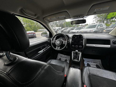 Used 2014 Jeep Compass Latitude image 21