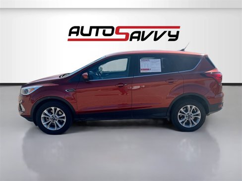 Used 2019 Ford Escape SE image 4