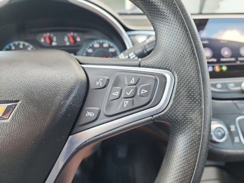 Used 2023 Chevrolet Malibu LS image 22