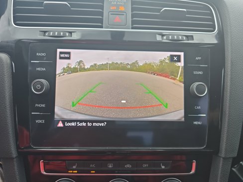 Used 2020 Volkswagen GTI SE image 23