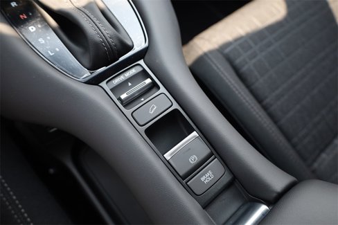 New 2026 Honda HR-V LX image 22