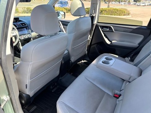 Used 2017 Subaru Forester 2.5i Limited image 15