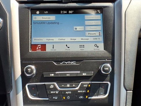 Certified 2019 Ford Fusion SE image 17