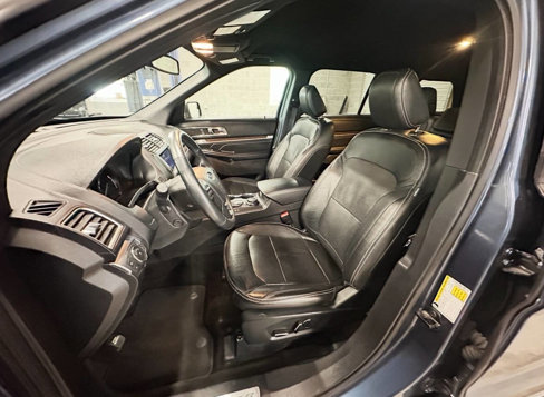 Used 2018 Ford Explorer Limited image 15
