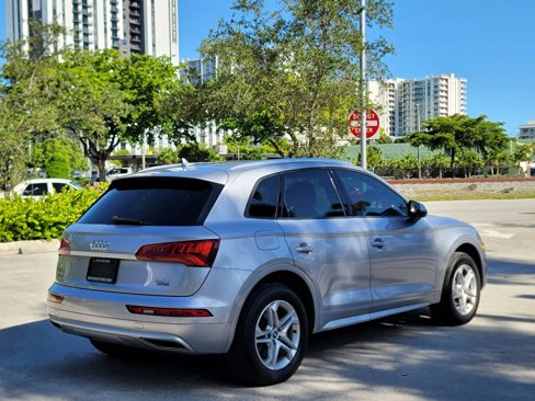 Used 2018 Audi Q5 2.0T Premium image 5