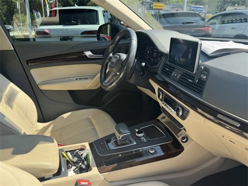 Used 2018 Audi Q5 2.0T Premium Plus w/ Premium Plus Package image 30