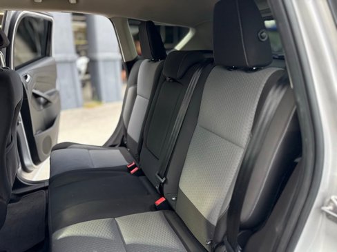 Used 2017 Ford Escape SE w/ Equipment Group 201A image 26