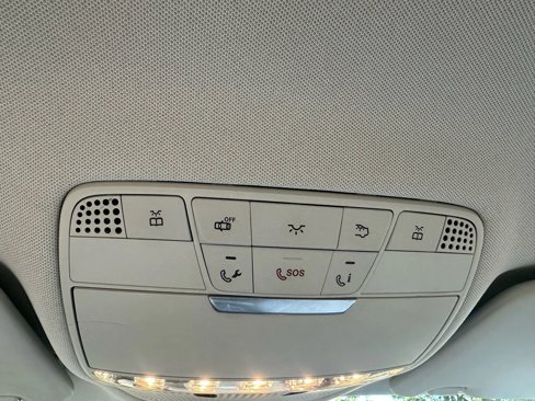 Used 2016 Mercedes-Benz C 300 Sedan image 23