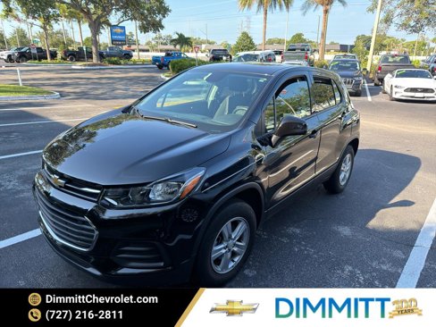 Certified 2022 Chevrolet Trax LS w/ Tint and Cruise Package image 1
