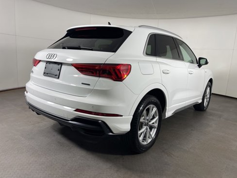 Used 2022 Audi Q3 2.0T Premium Plus w/ Premium Plus Package image 7